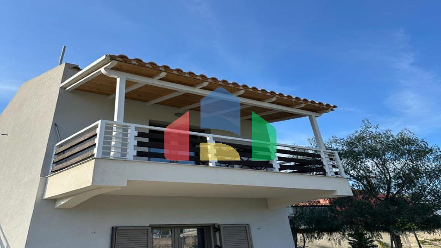 Продаж - Котедж 368 m² на о. Корфу