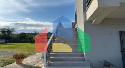 Продаж - Котедж 368 m² на о. Корфу