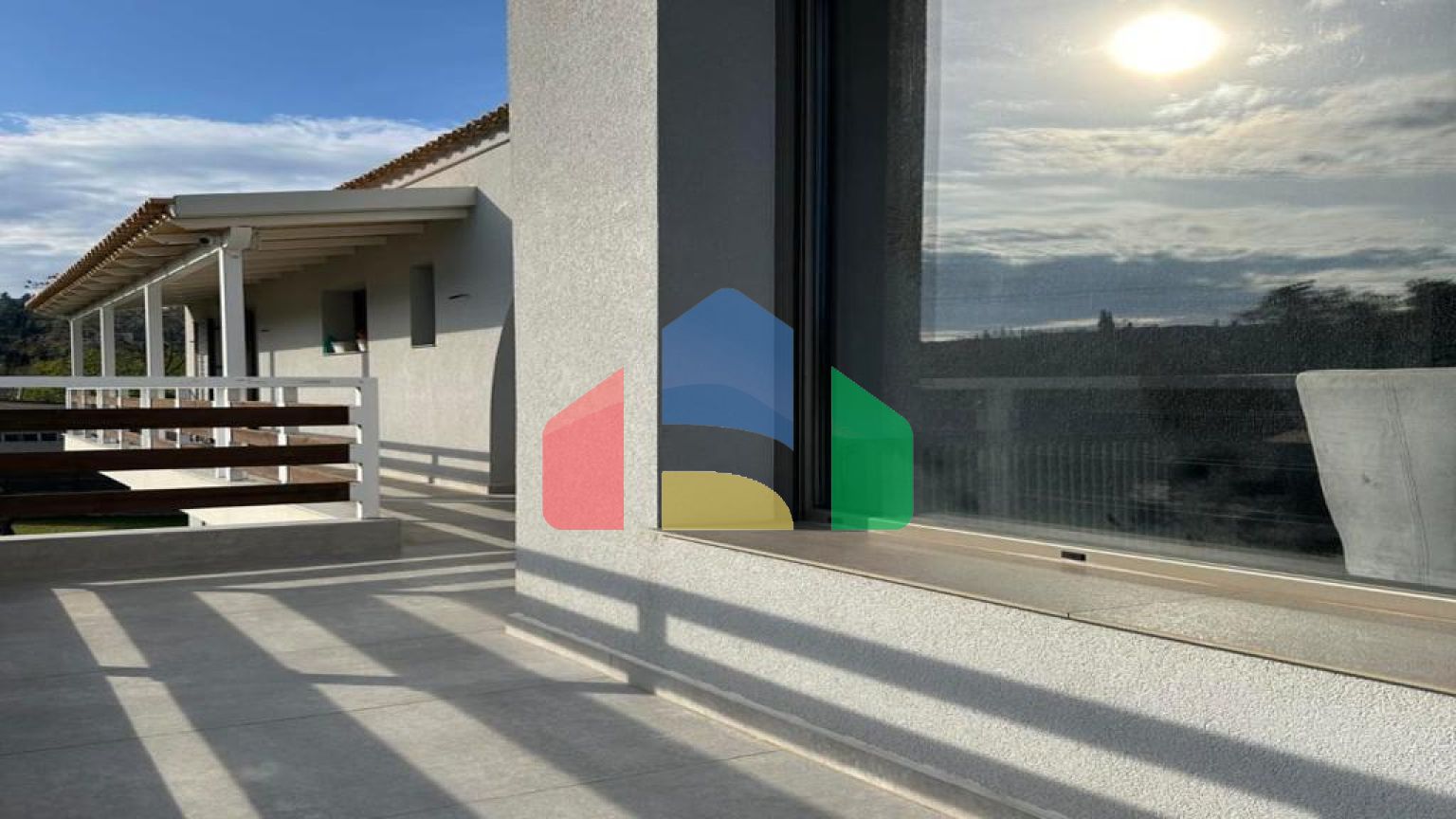 Продаж - Котедж 368 m² на о. Корфу