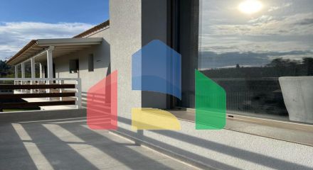 Продаж - Котедж 368 m² на о. Корфу