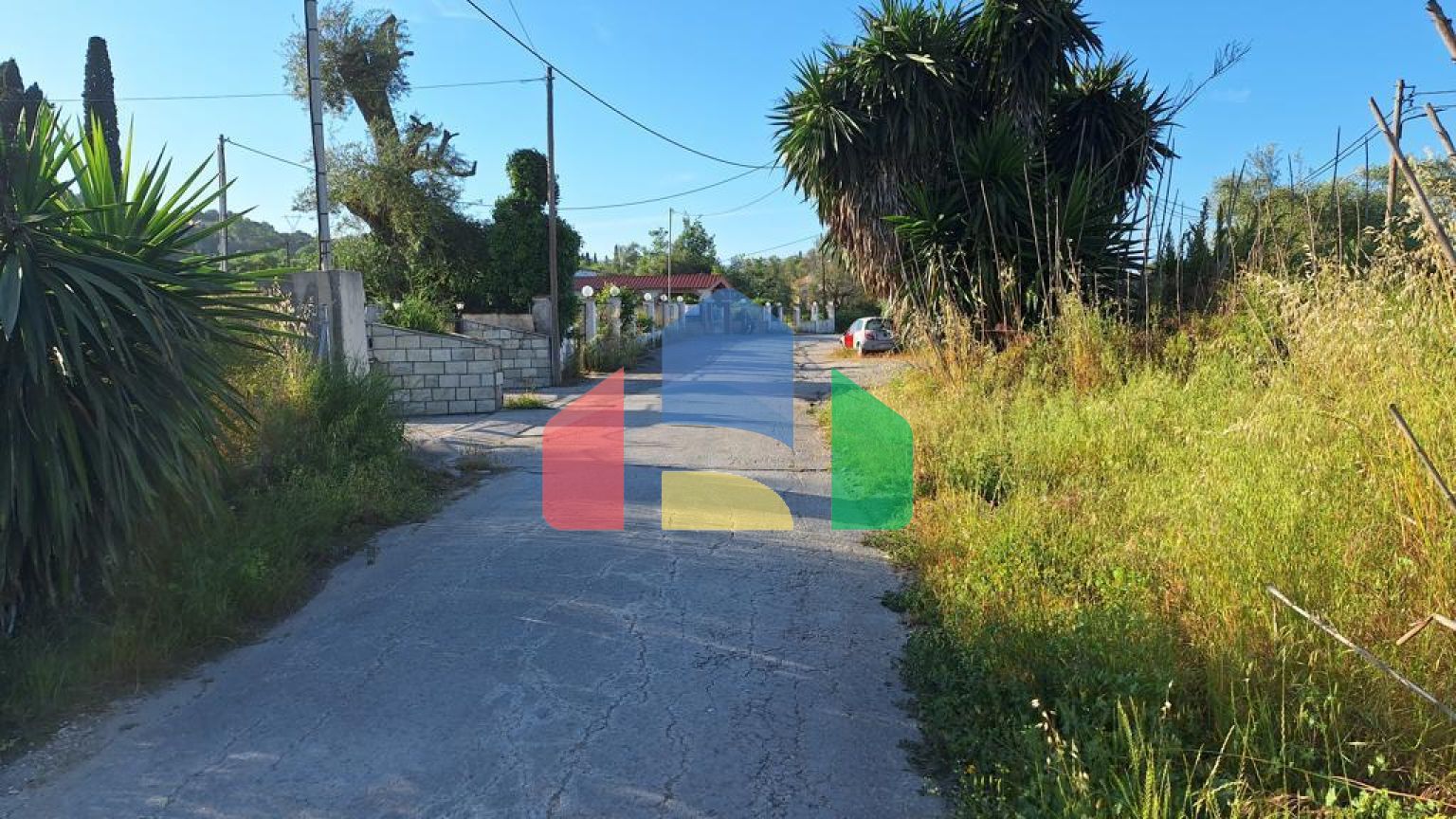 Продаж - Котедж 368 m² на о. Корфу