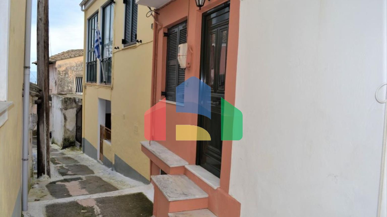 Продаж - Таунхаус 85 m² на о. Корфу