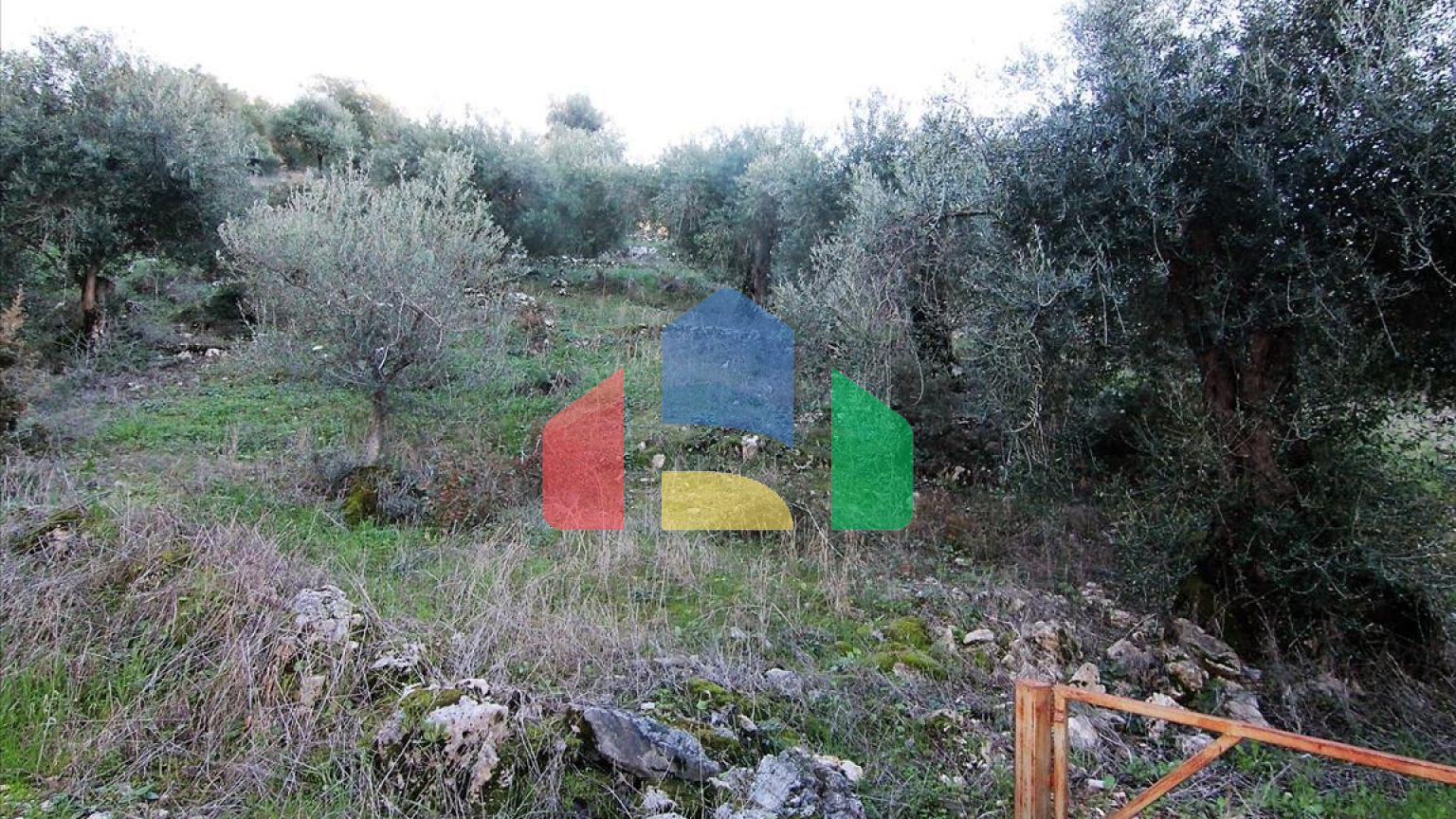 Продаж - Земельна ділянка 41000 m² на о. Корфу