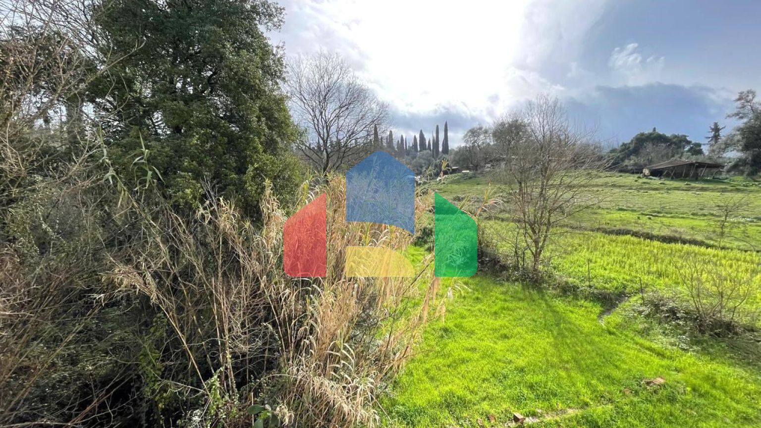 Продажа - Коттедж 160 m² на о. Корфу