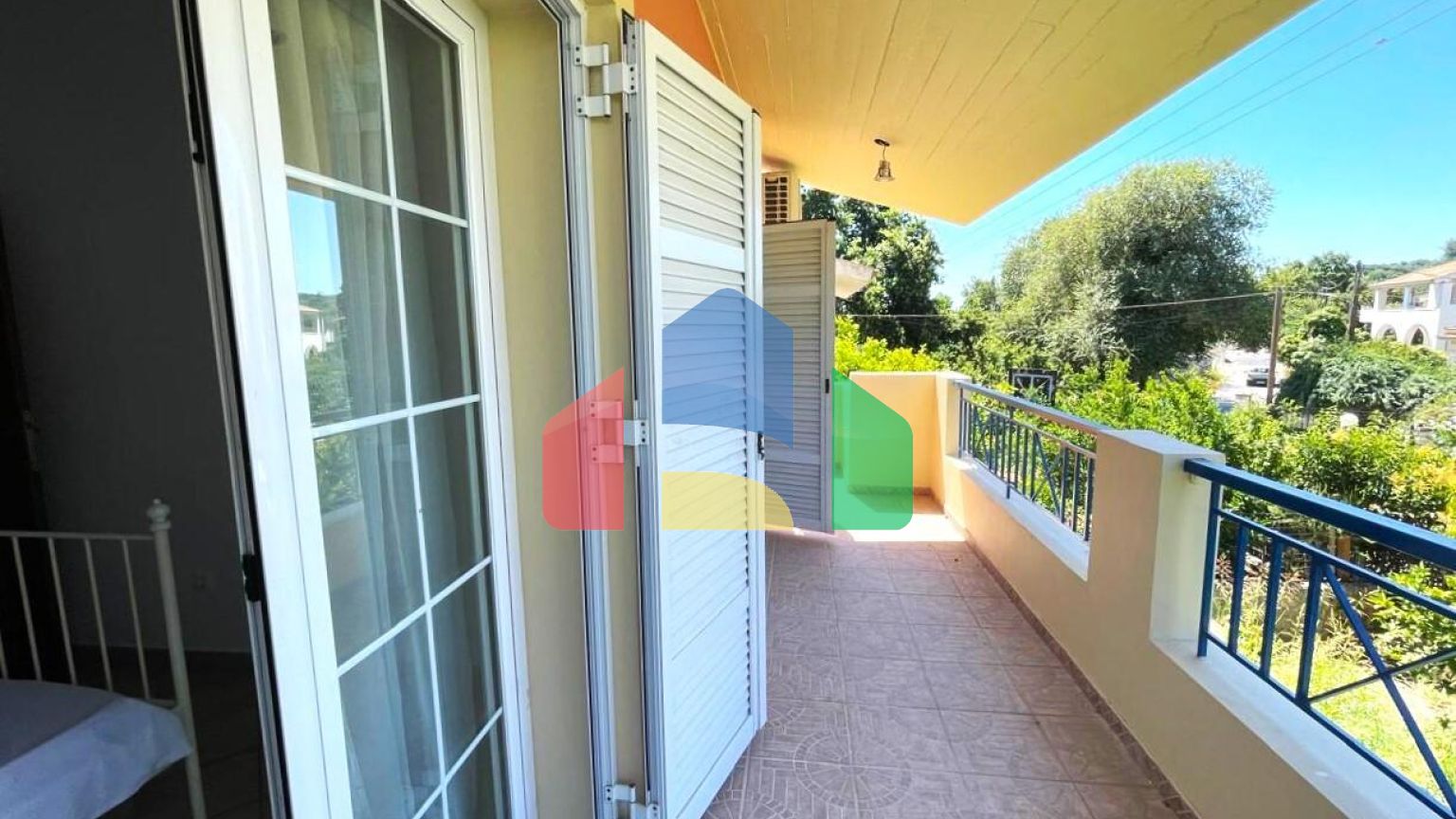 Продажа - Таунхаус 130 m² на о. Корфу