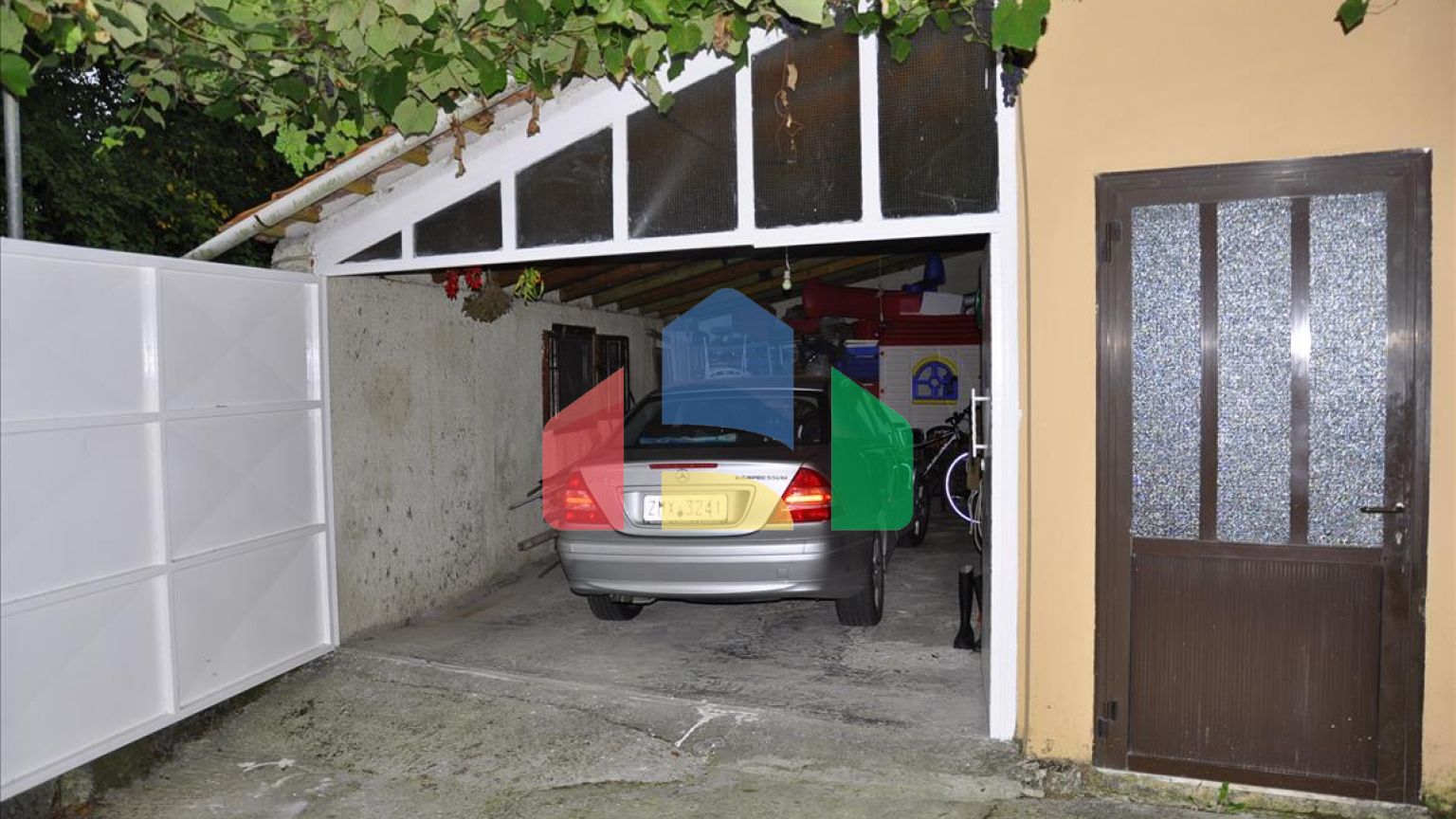 Продажа - Коттедж 170 m² на о. Корфу