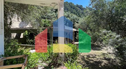 Продаж - Будівля 400 m² на о. Корфу