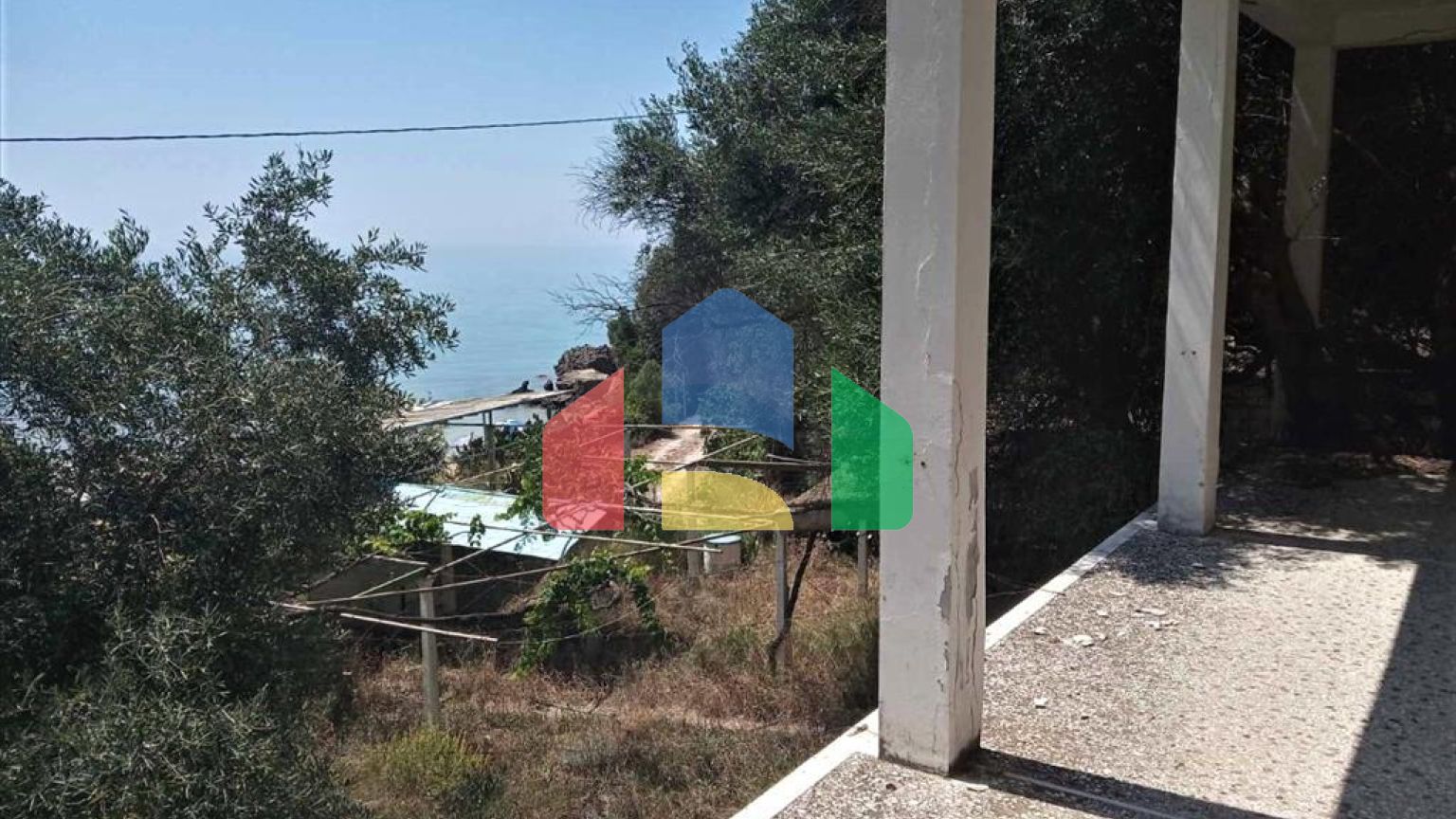 Продаж - Будівля 400 m² на о. Корфу