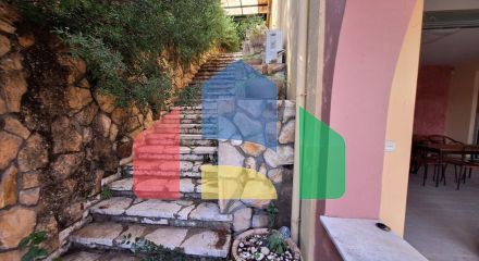 Продаж - Котедж 302 m² на о. Корфу