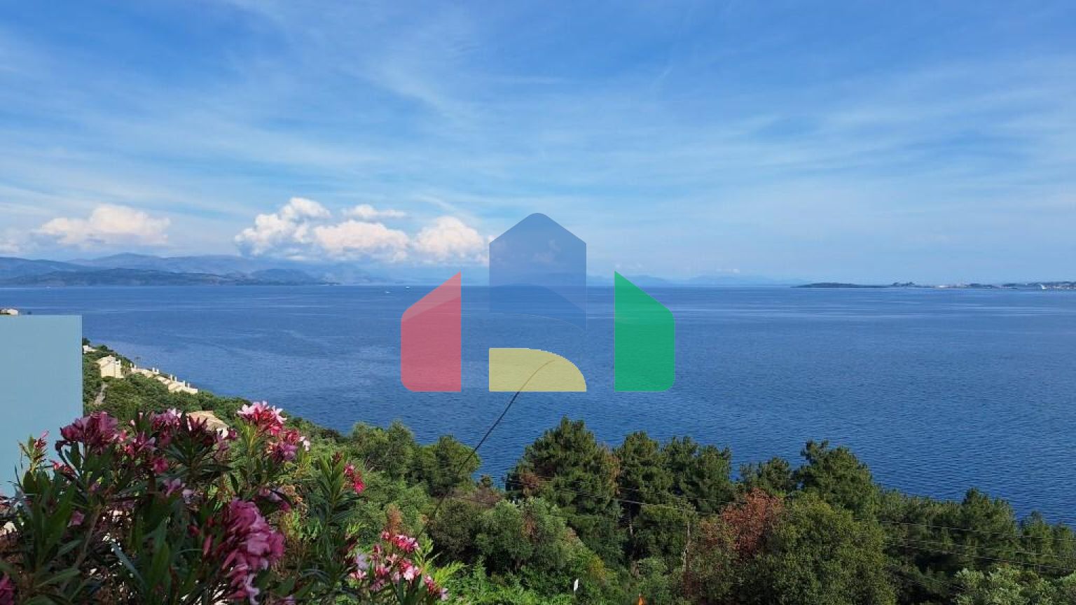 Продаж - Котедж 302 m² на о. Корфу