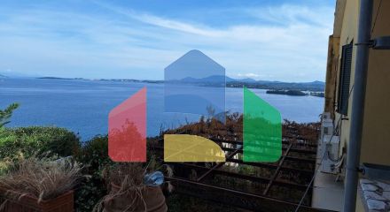 Продаж - Котедж 302 m² на о. Корфу