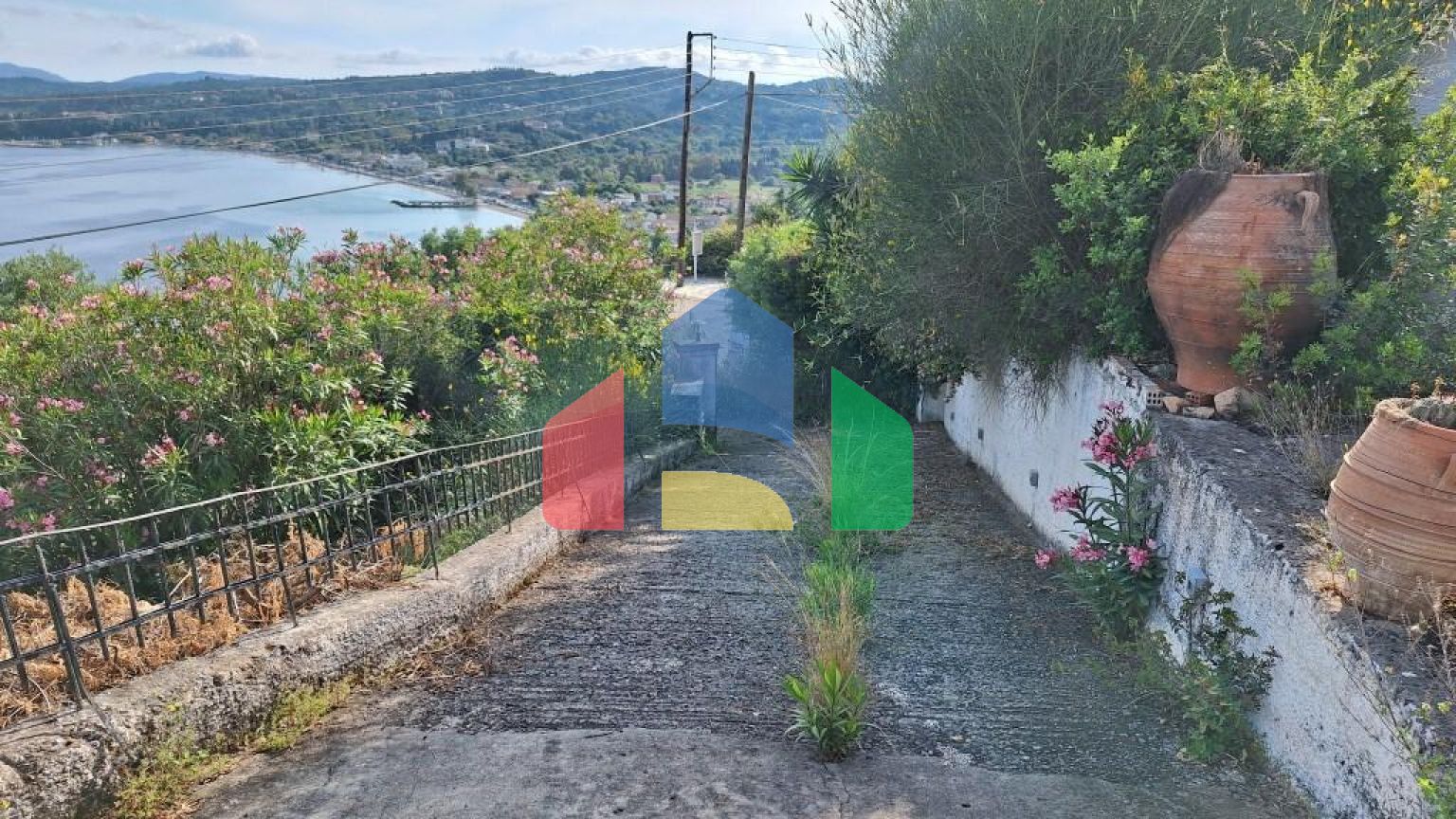 Продаж - Котедж 302 m² на о. Корфу