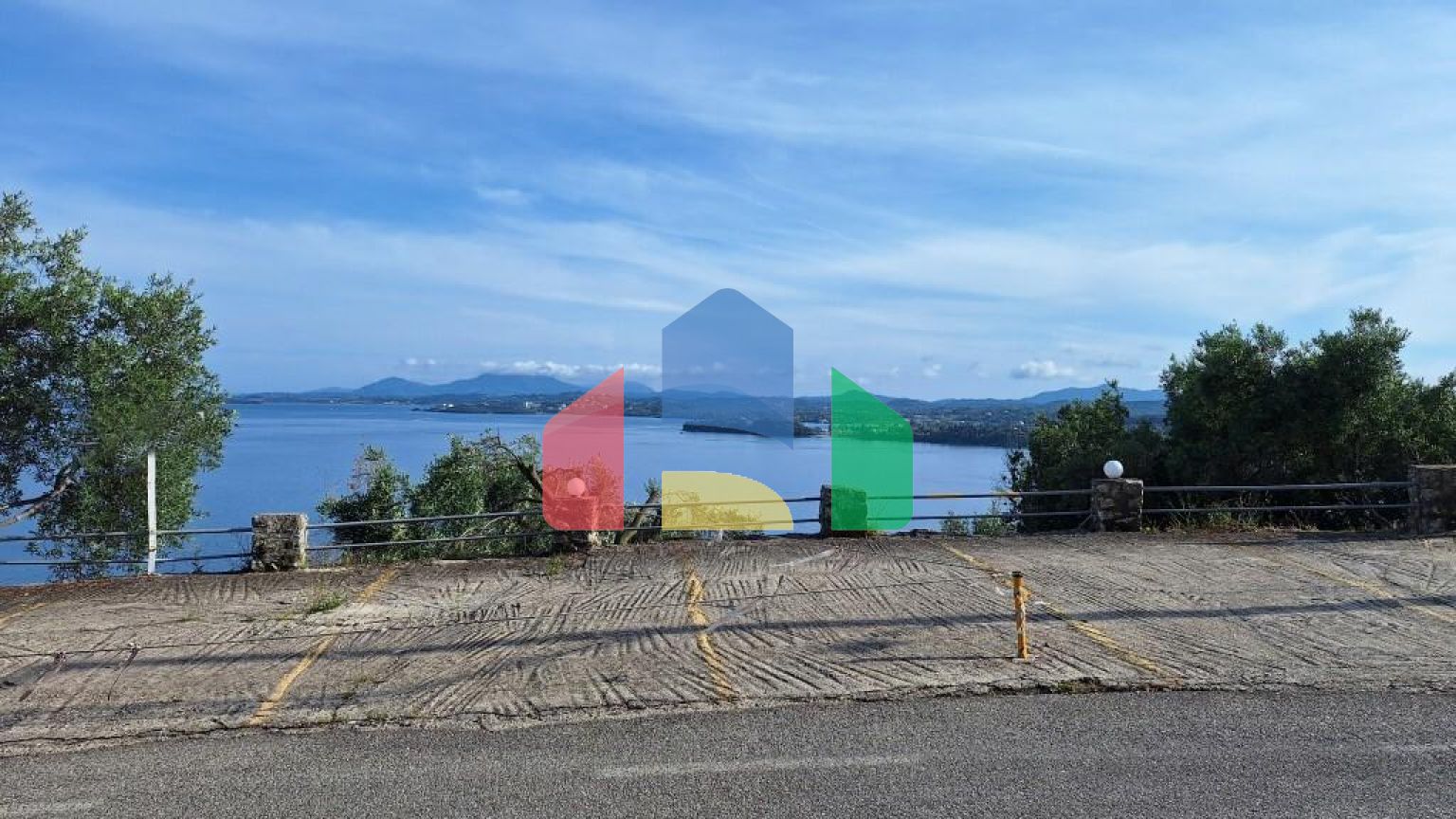 Продаж - Котедж 302 m² на о. Корфу