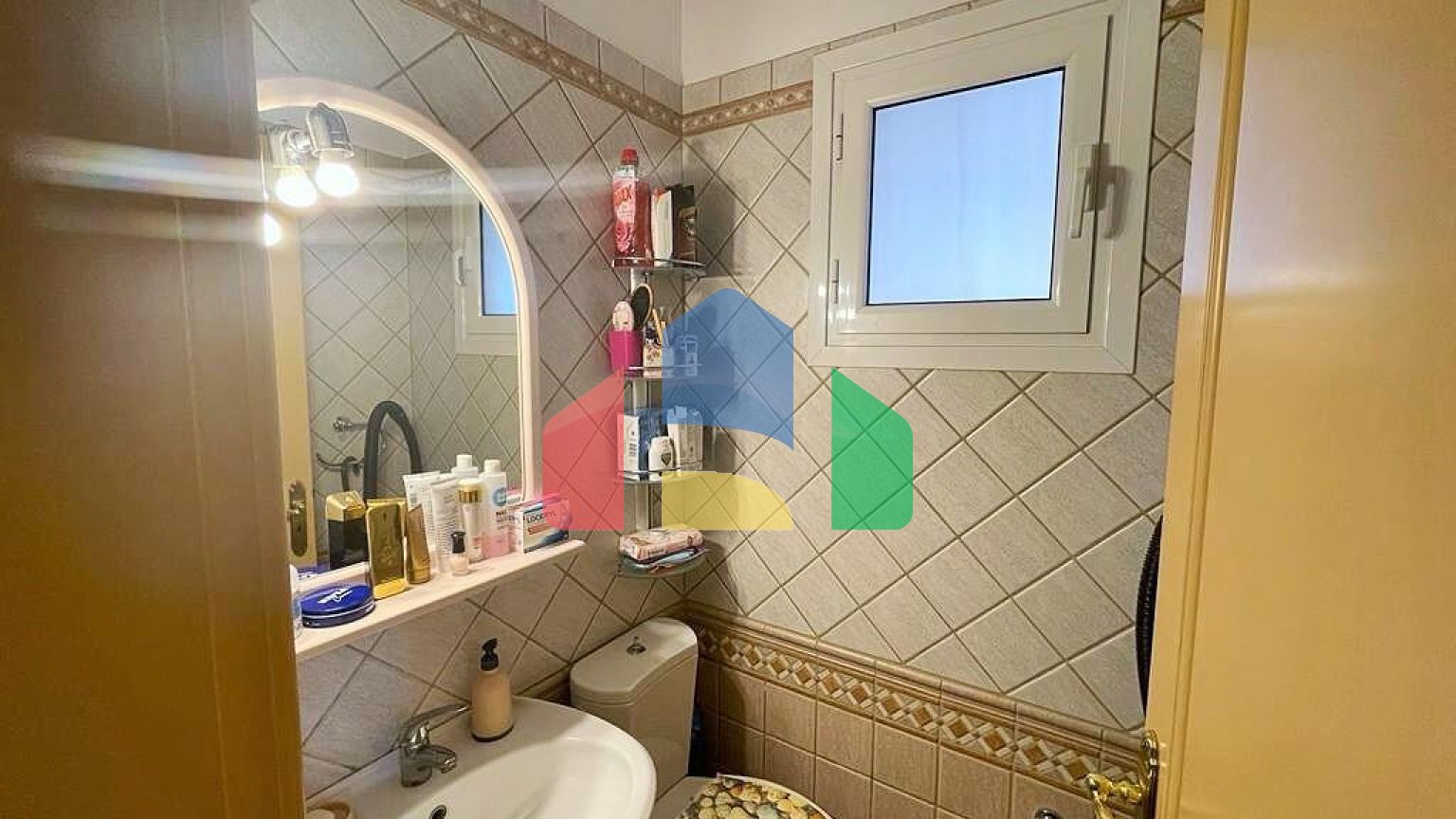 Продаж - Котедж 257 m² на о. Корфу