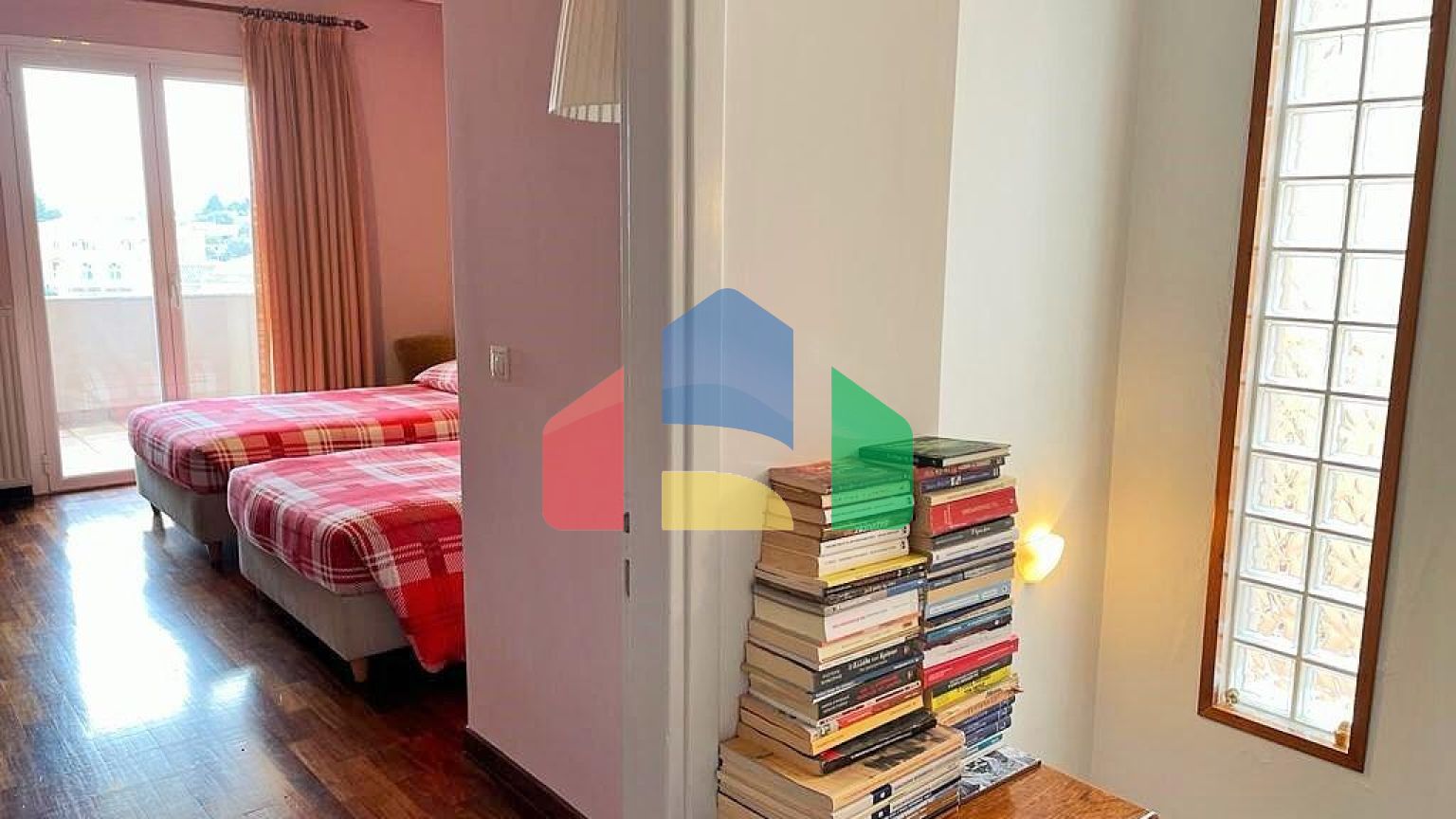 Продаж - Котедж 257 m² на о. Корфу