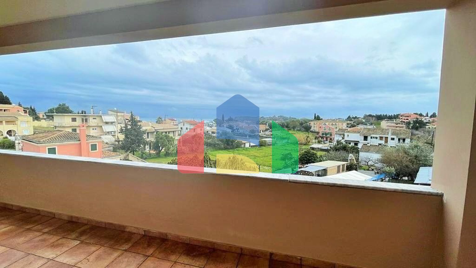 Продаж - Котедж 257 m² на о. Корфу