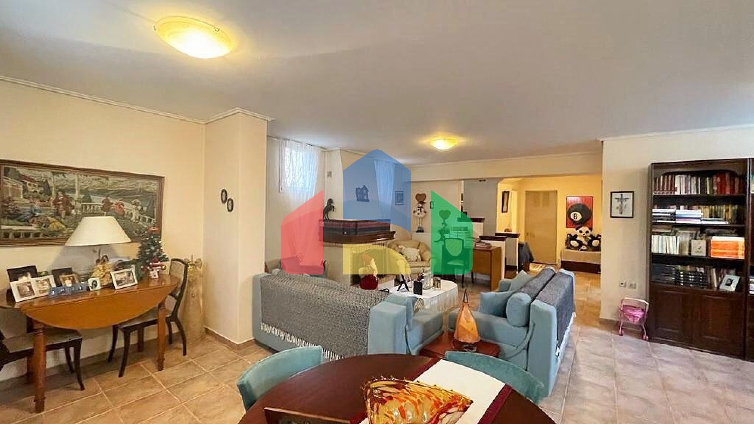 Продаж - Котедж 257 m² на о. Корфу