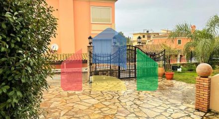 Продаж - Котедж 257 m² на о. Корфу Продаж - Котедж 257 m² на о. Корфу