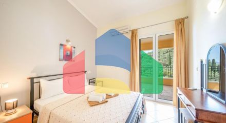 Продаж - Вілла 245 m² на о. Корфу