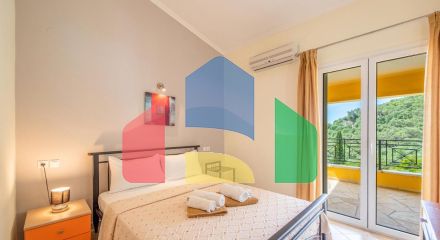 Продаж - Вілла 245 m² на о. Корфу