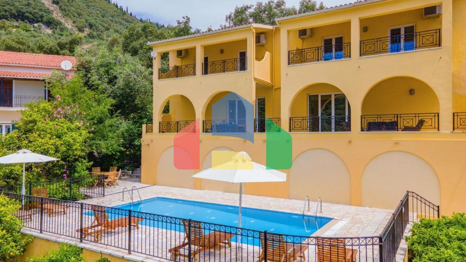 Продаж - Вілла 245 m² на о. Корфу