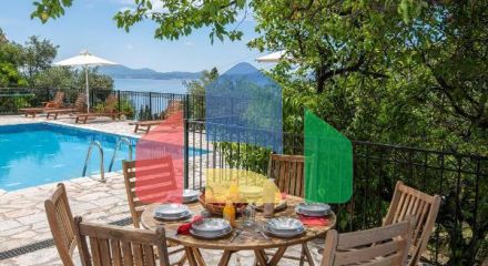 Продаж - Вілла 245 m² на о. Корфу