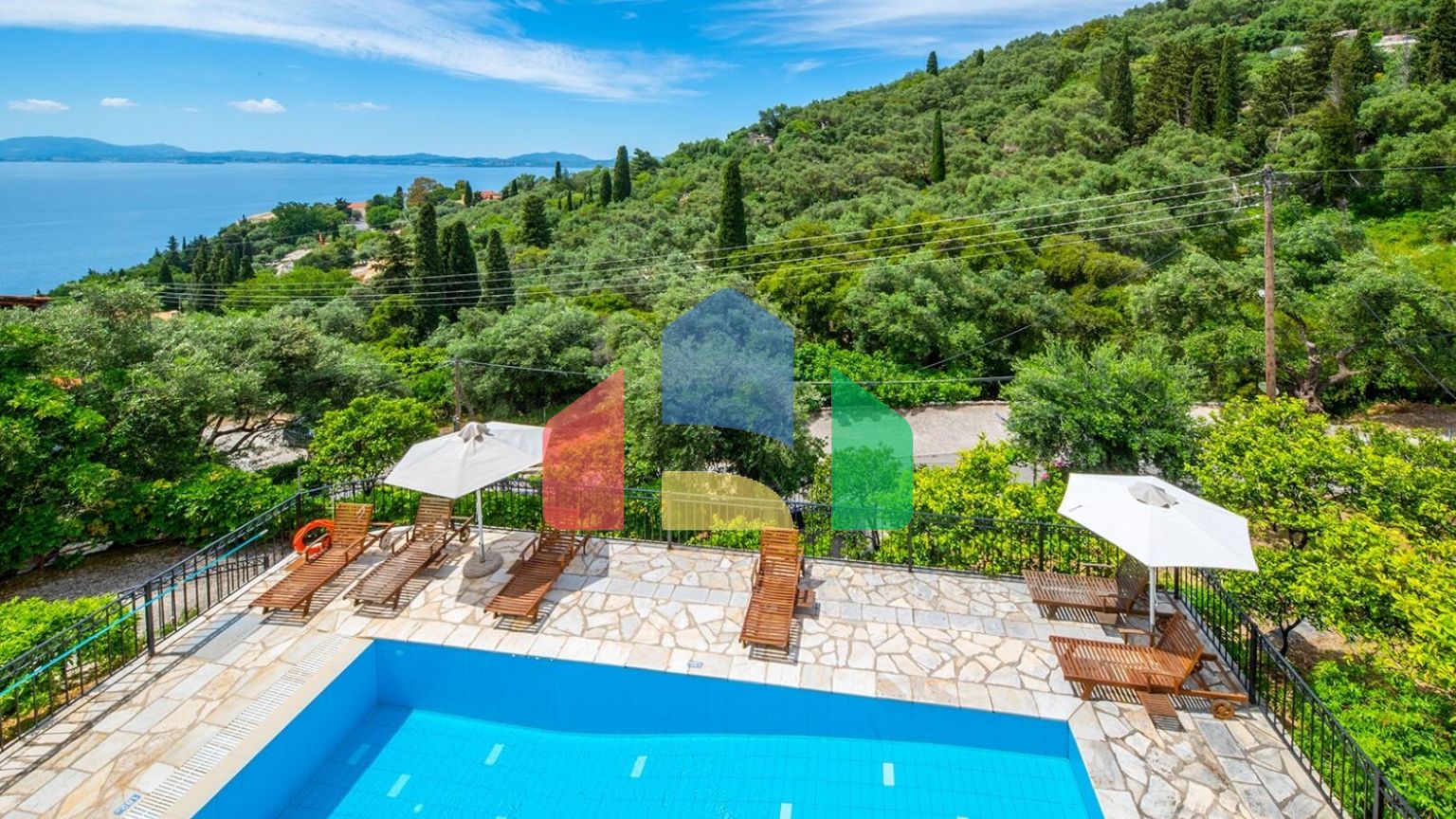 Продаж - Вілла 245 m² на о. Корфу