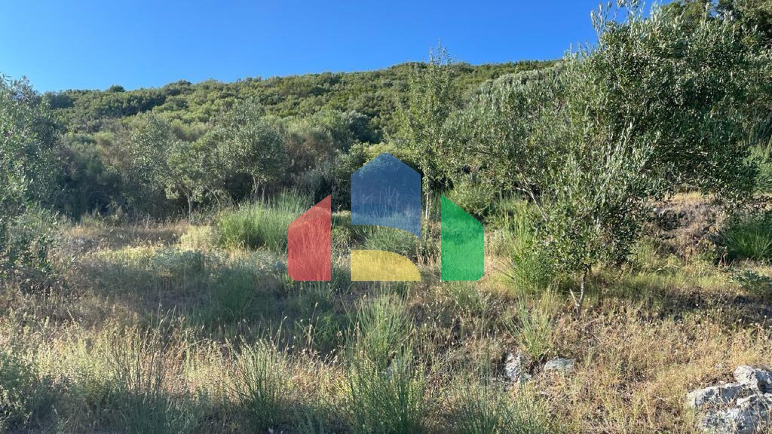 Продажа - Земельный участок 4056 m² на о. Корфу