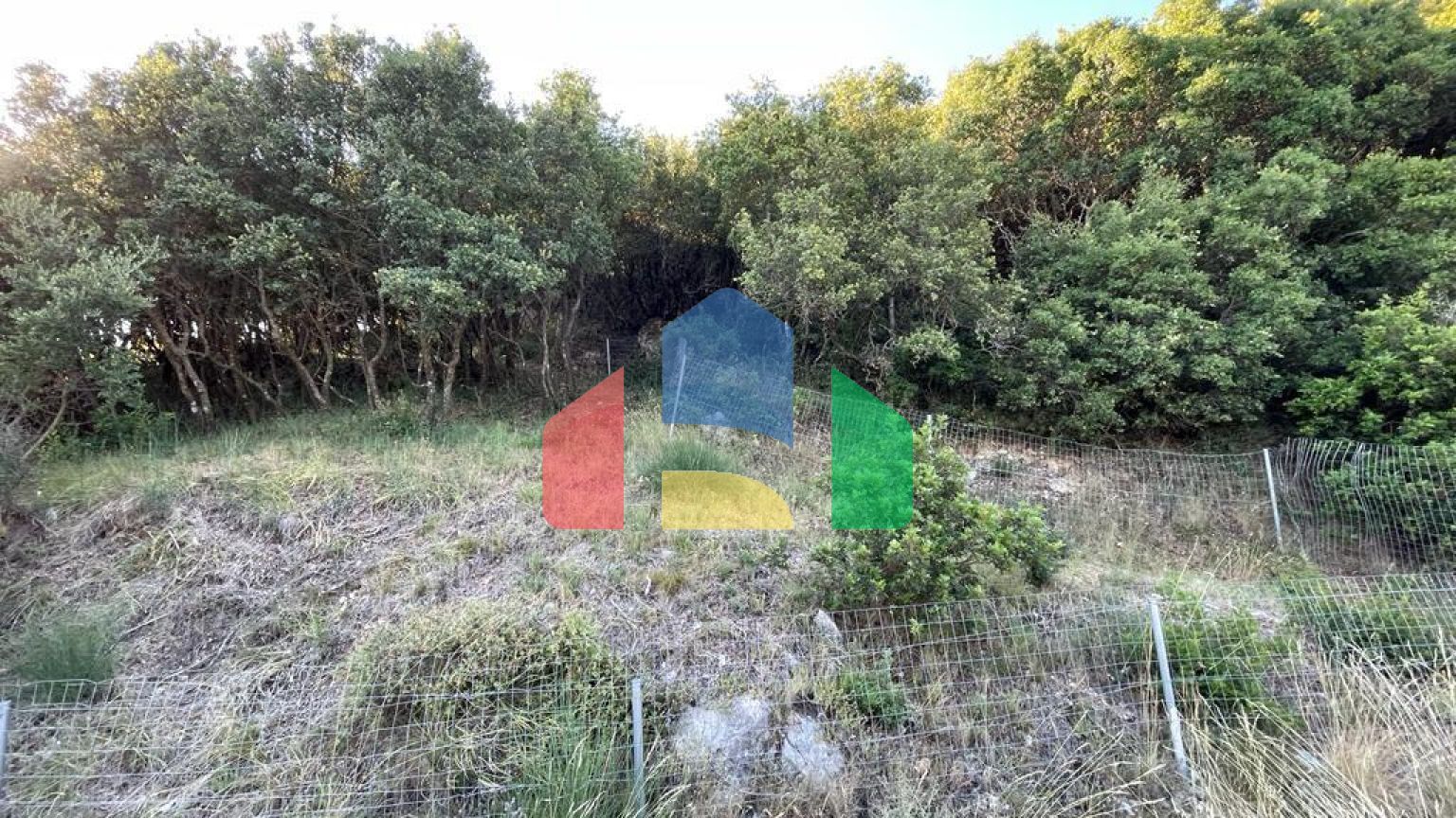 Продажа - Земельный участок 4056 m² на о. Корфу