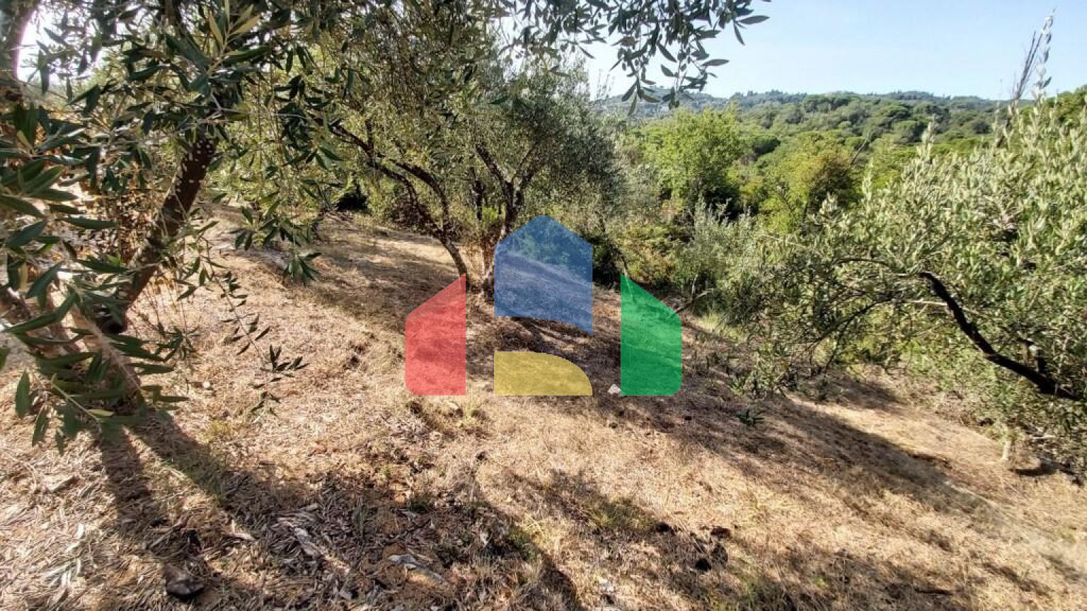 Продажа - Земельный участок 4000 m² на о. Корфу