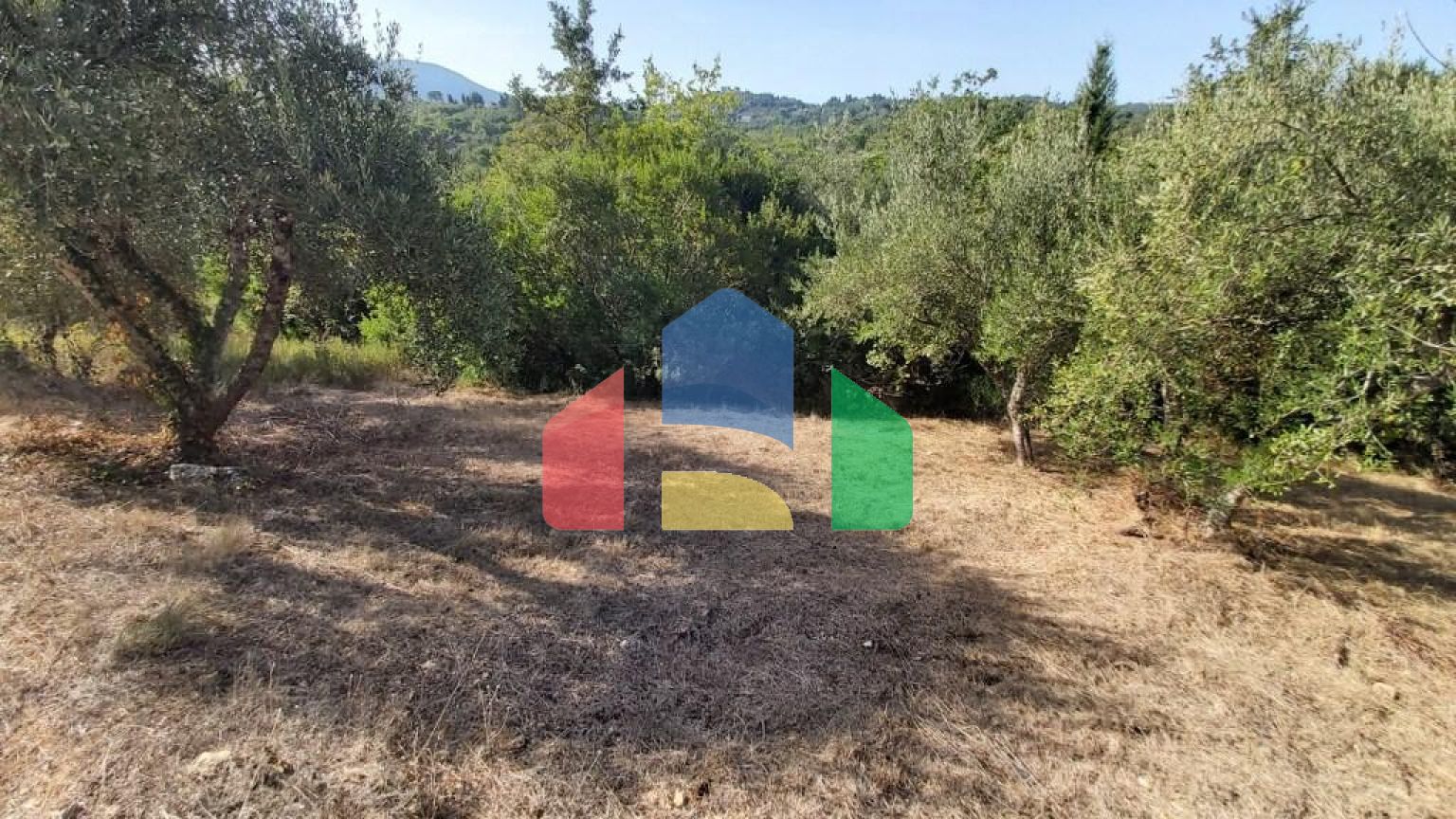 Продажа - Земельный участок 4000 m² на о. Корфу