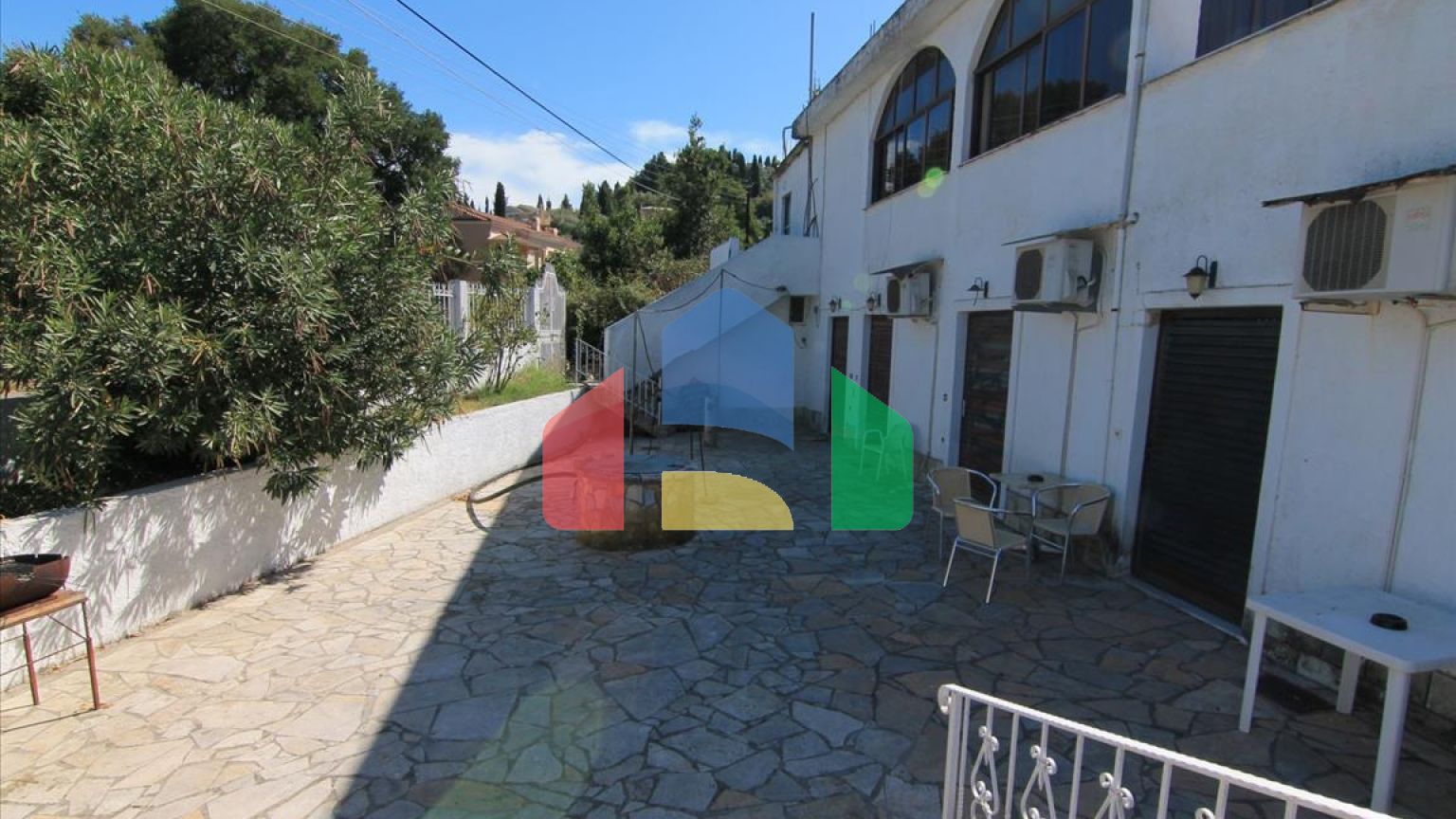 Продаж - Готель 300 m² на о. Корфу