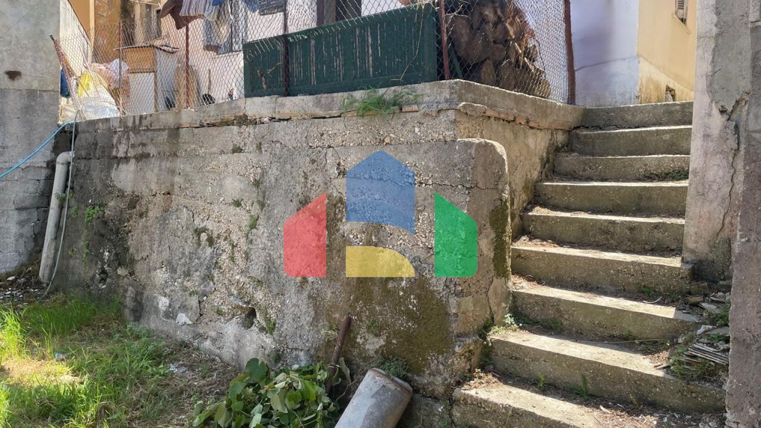 Продаж - Котедж 85 m² на о. Корфу