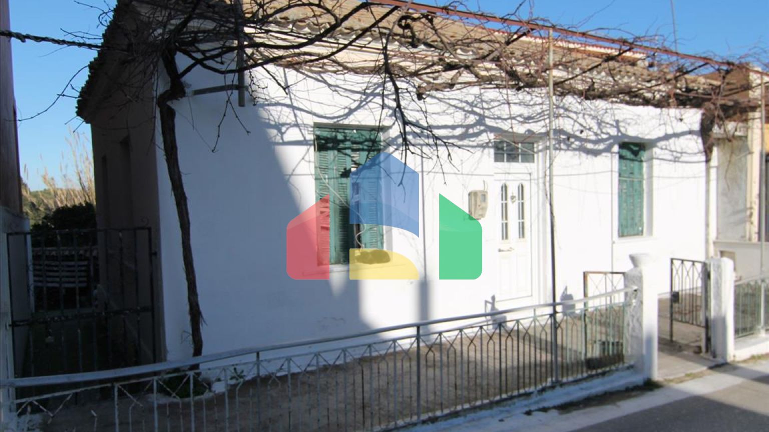 Продаж - Котедж 85 m² на о. Корфу