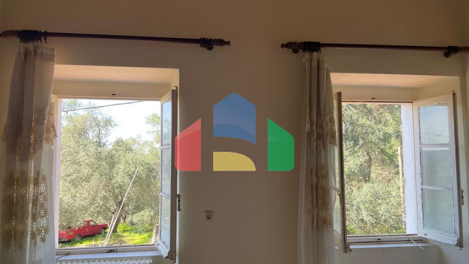 Продаж - Котедж 150 m² на о. Корфу