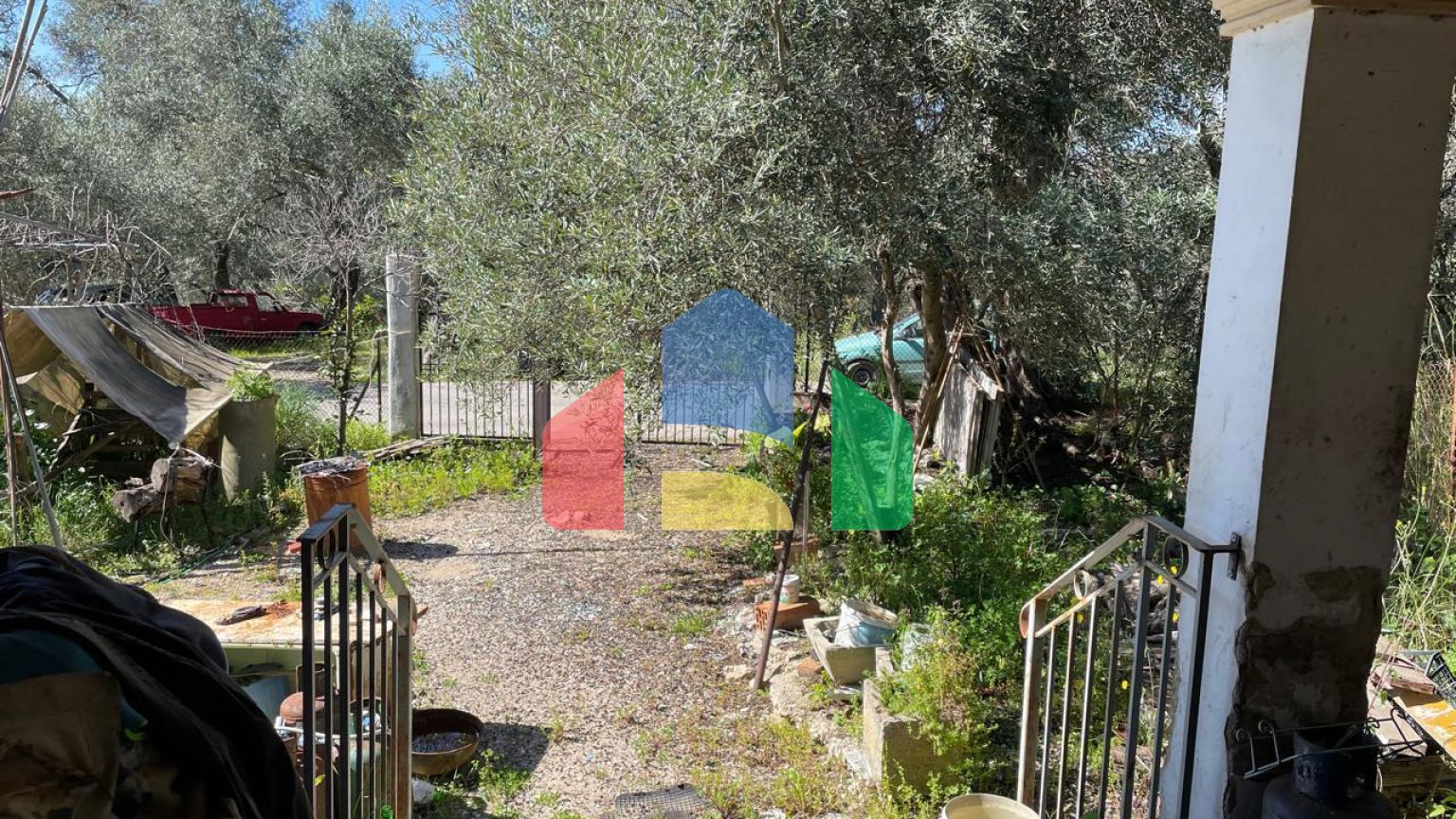 Продаж - Котедж 150 m² на о. Корфу