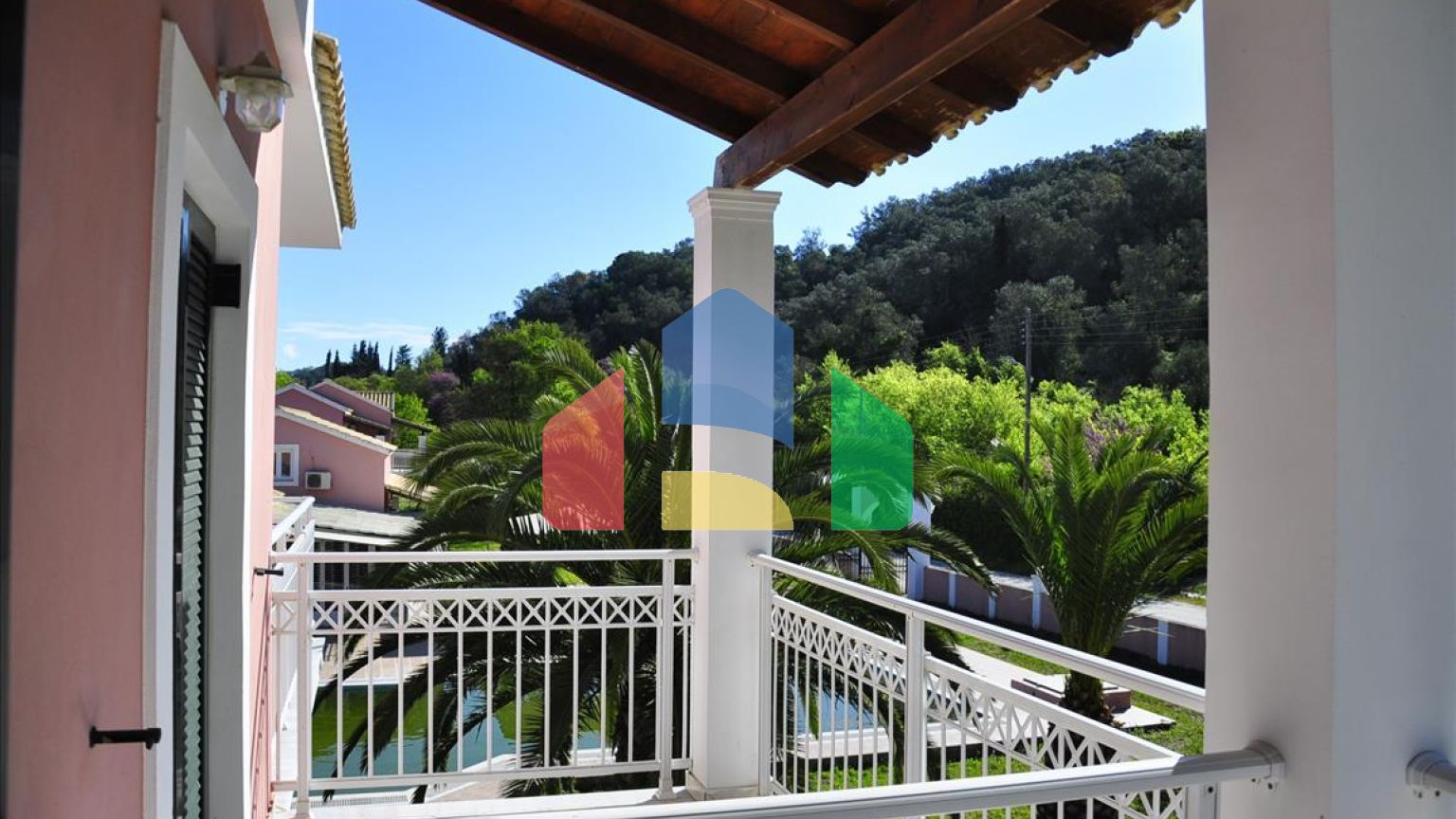 Продажа - Гостиница 500 m² на о. Корфу