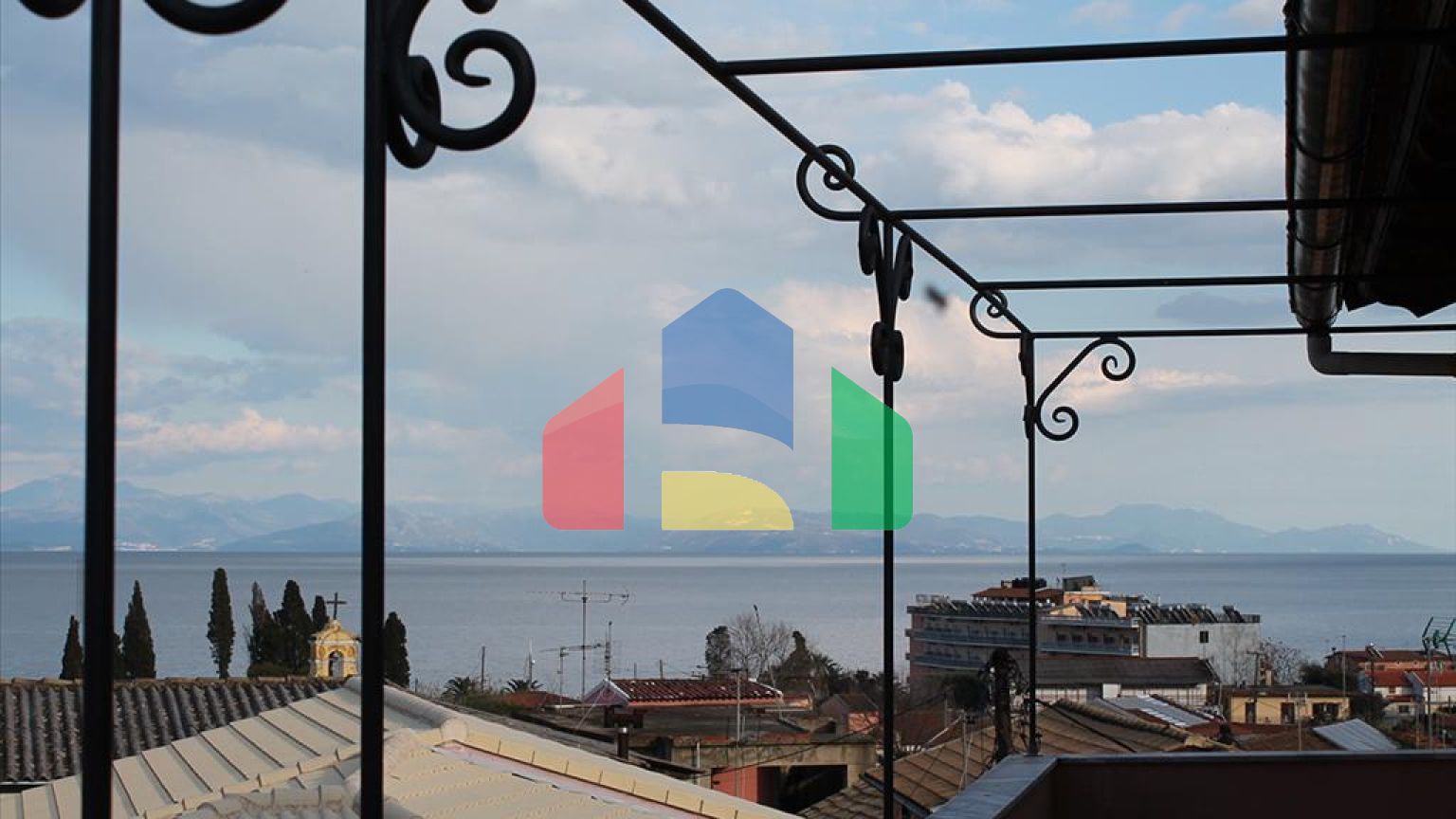 Продаж - Готель 640 m² на о. Корфу