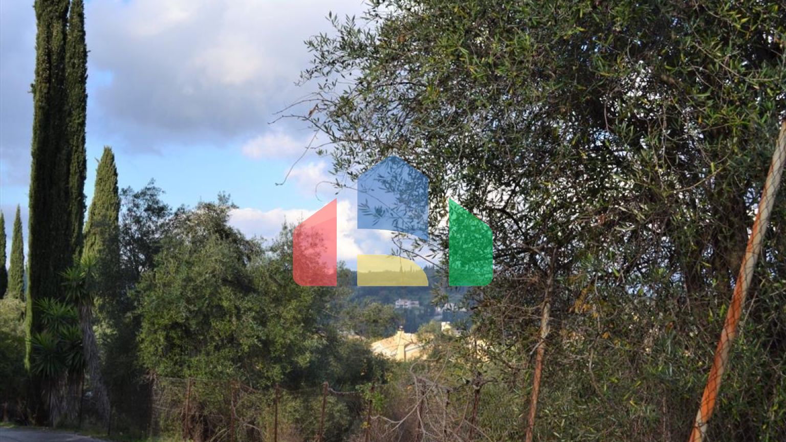 Продажа - Земельный участок 5500 m² на о. Корфу