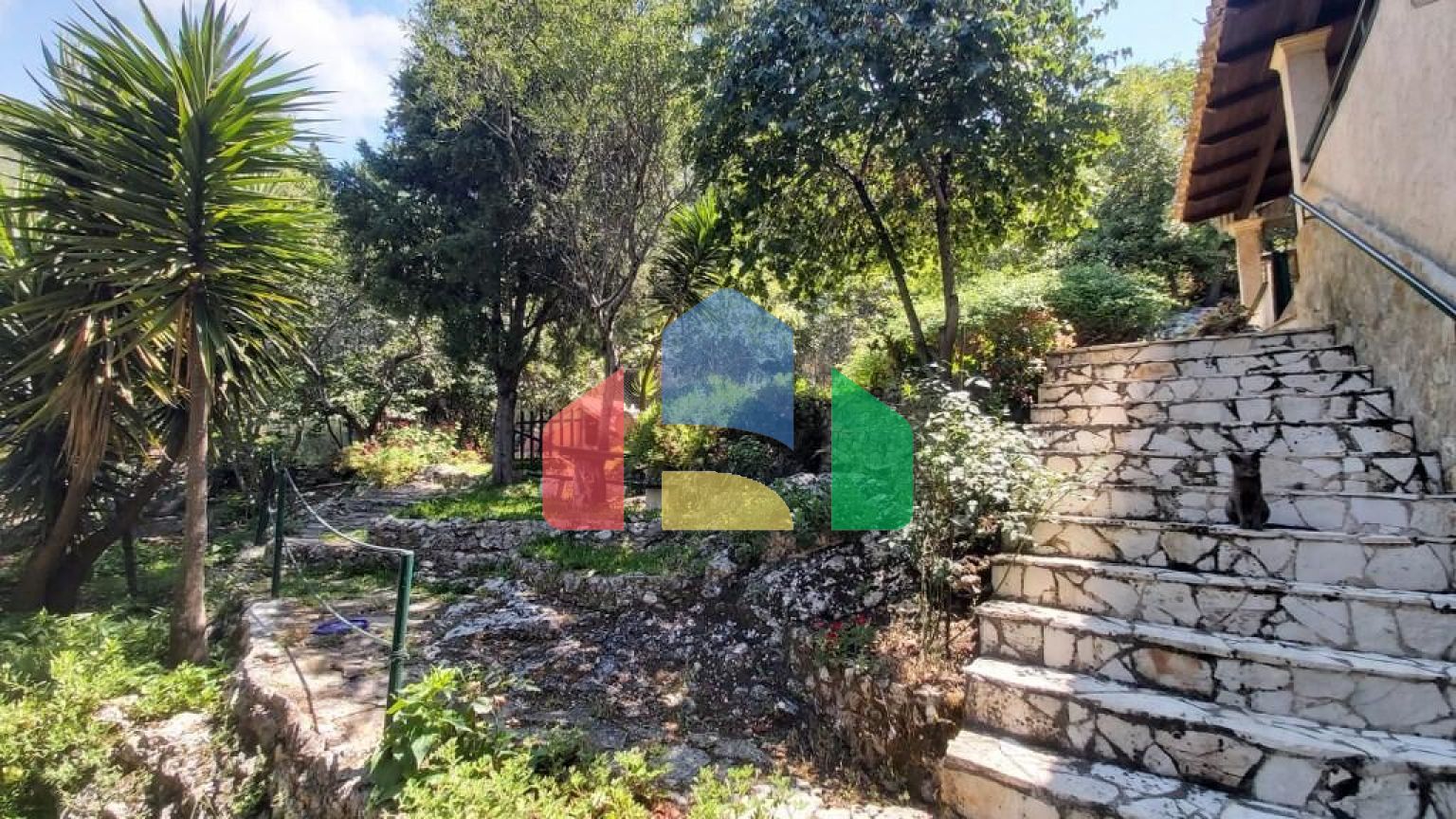 Продажа - Коттедж 105 m² на о. Корфу