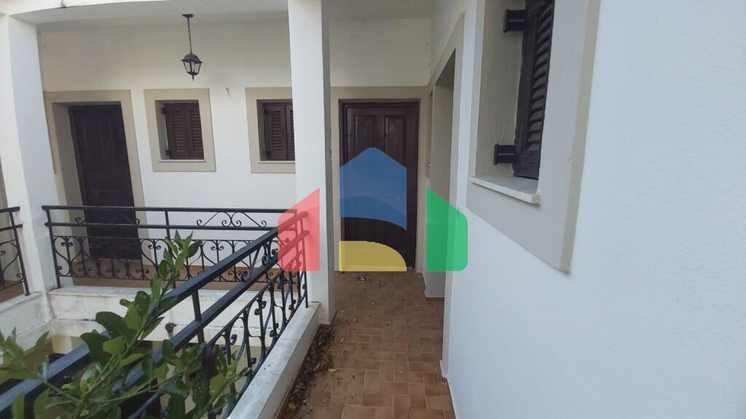 Продаж - Готель 385 m² на о. Корфу