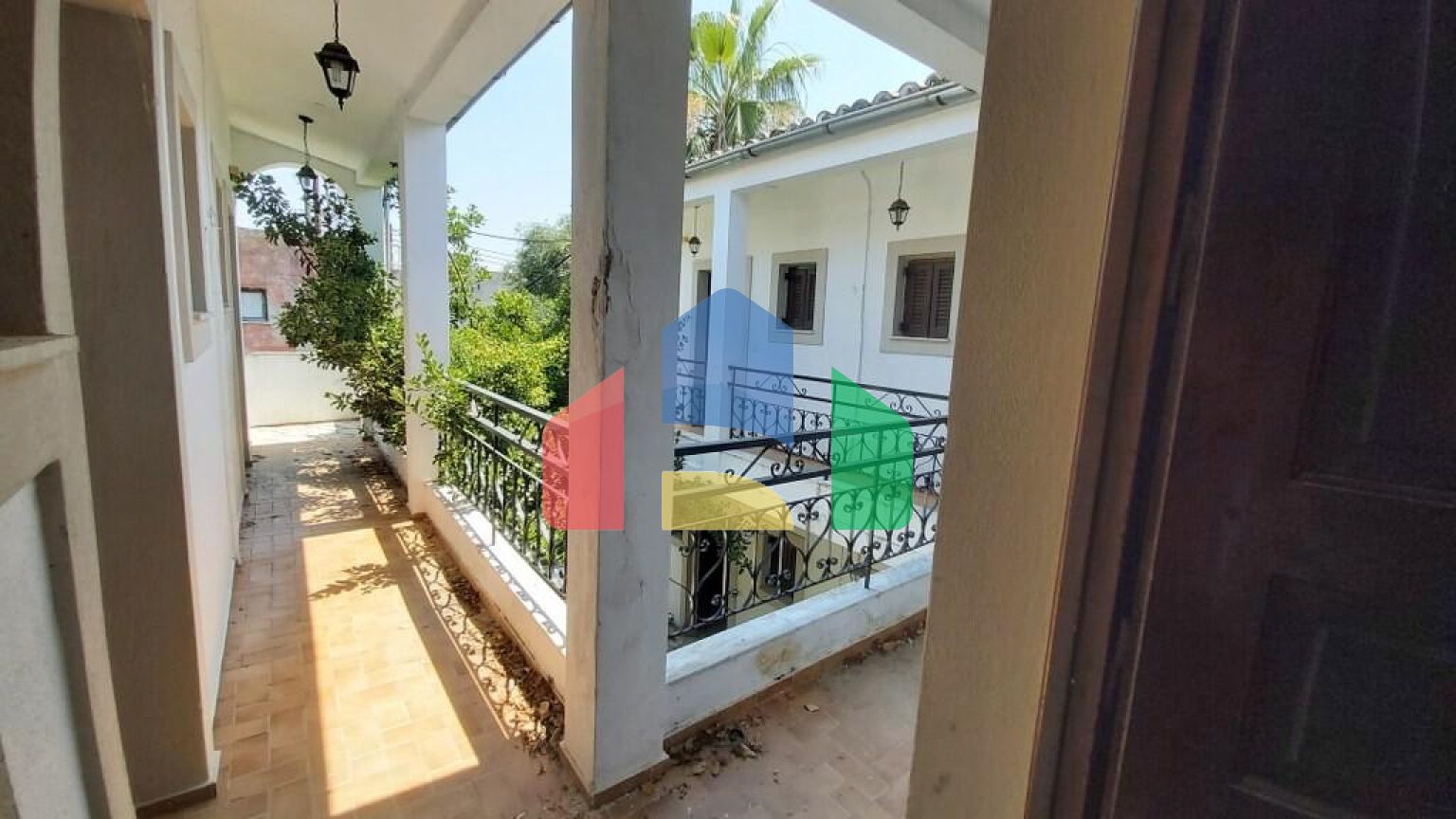 Продаж - Готель 385 m² на о. Корфу