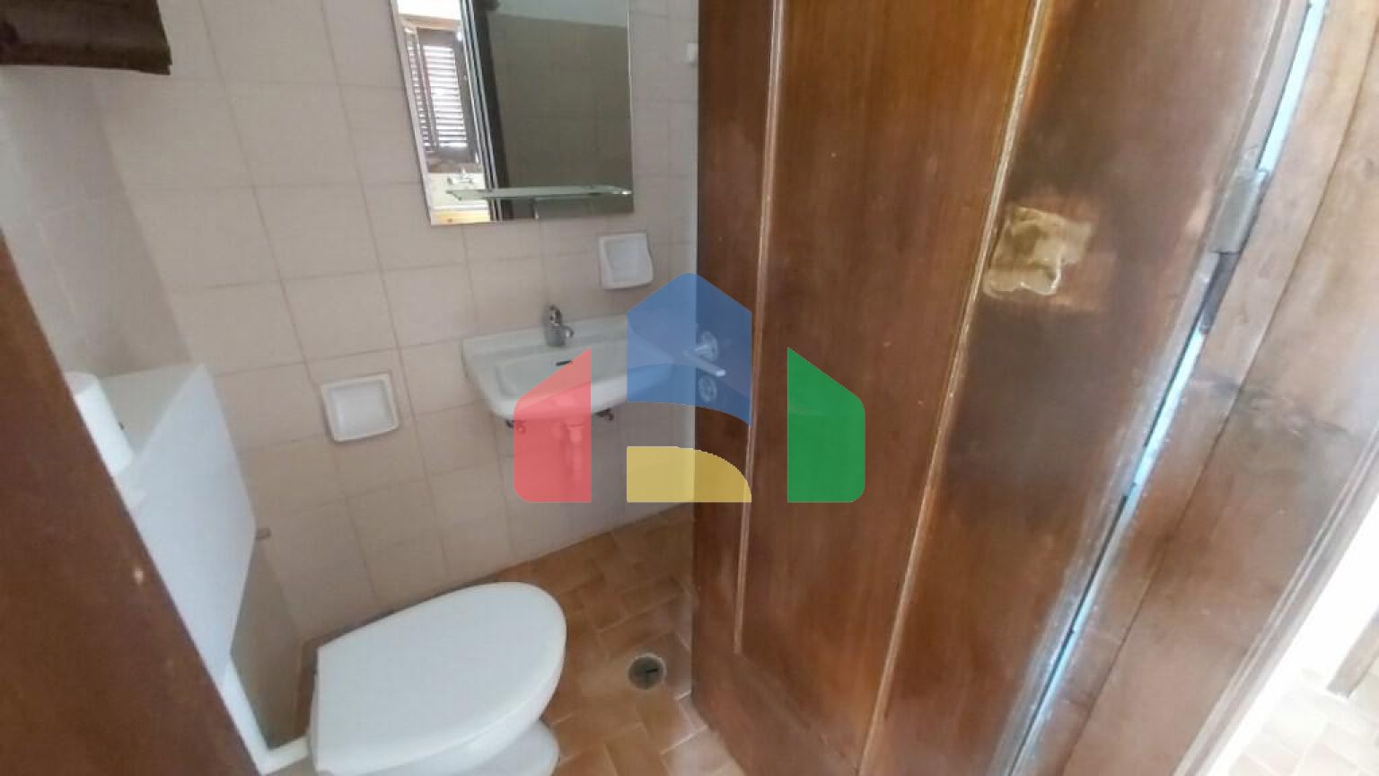 Продаж - Готель 385 m² на о. Корфу