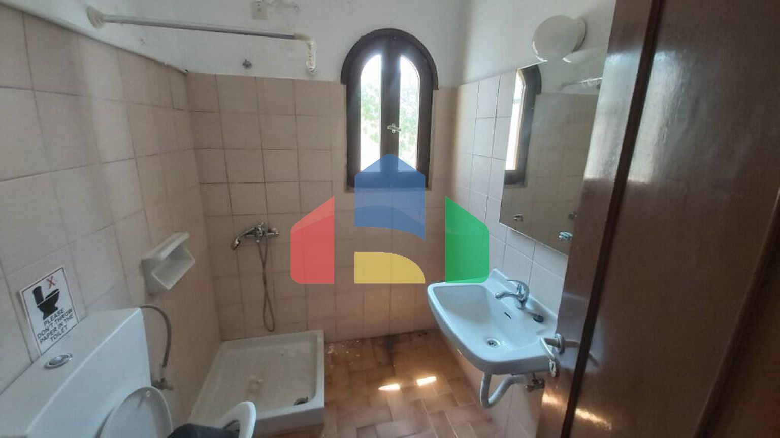 Продаж - Готель 385 m² на о. Корфу