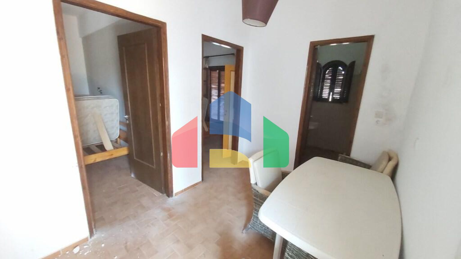 Продаж - Готель 385 m² на о. Корфу