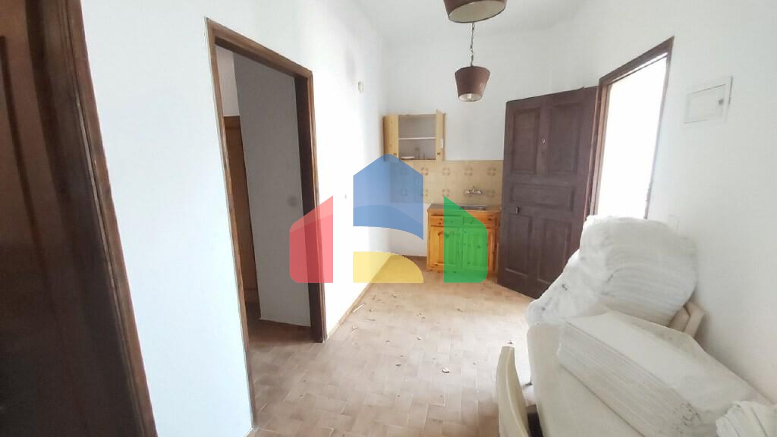 Продаж - Готель 385 m² на о. Корфу