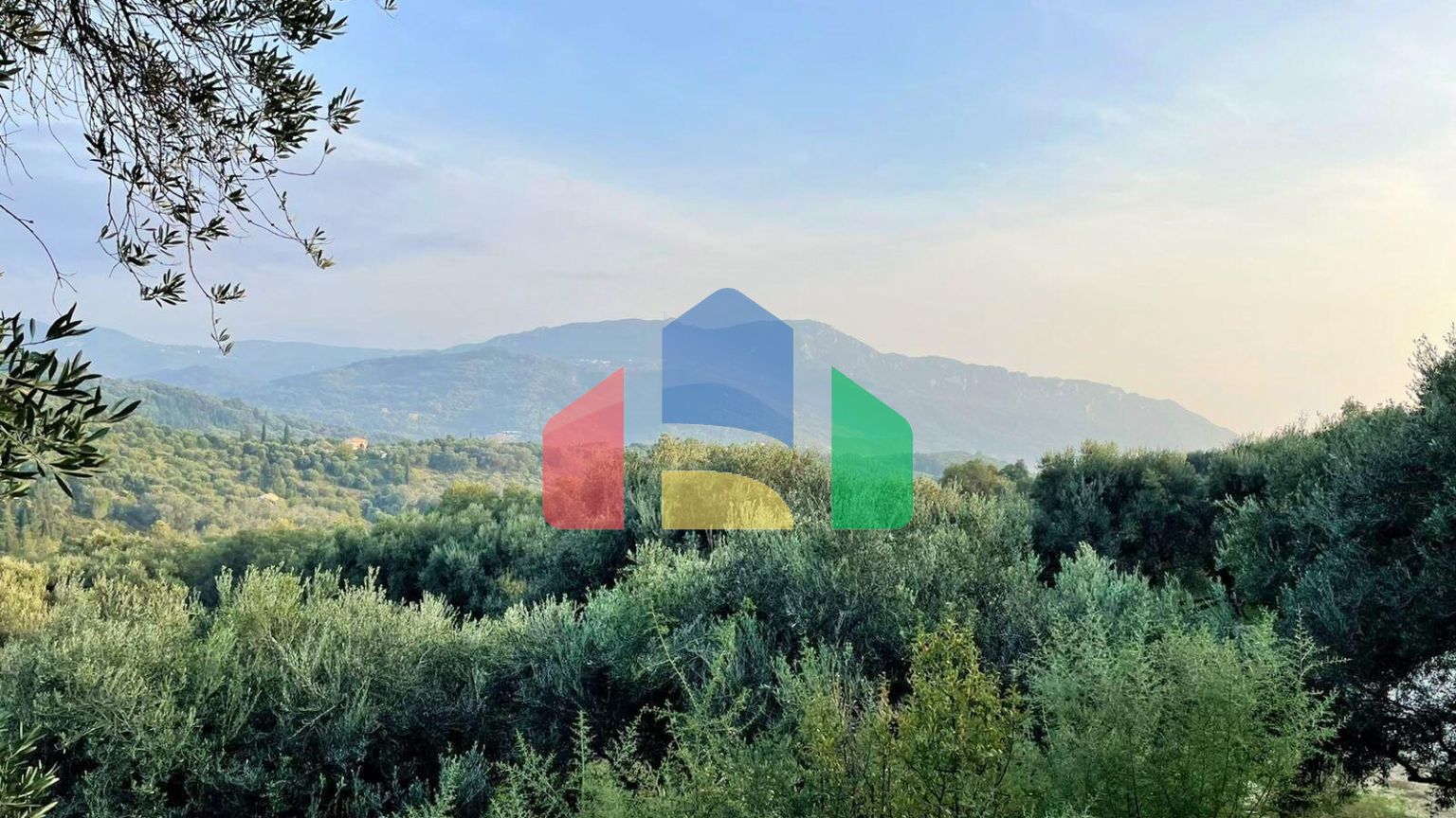 Продажа - Земельный участок 4027 m² на о. Корфу