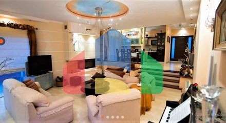 Продаж - Котедж 280 m² на о. Корфу