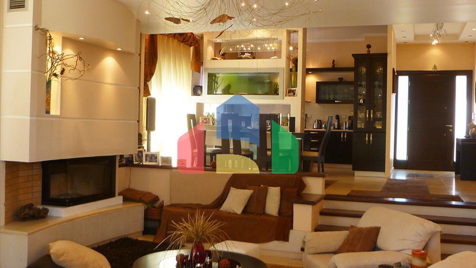 Продаж - Котедж 280 m² на о. Корфу