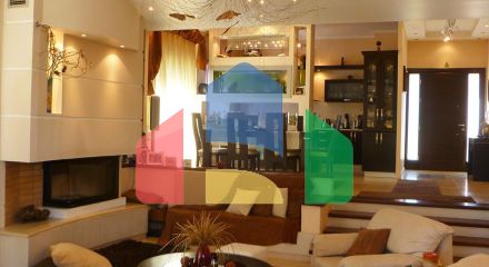 Продаж - Котедж 280 m² на о. Корфу